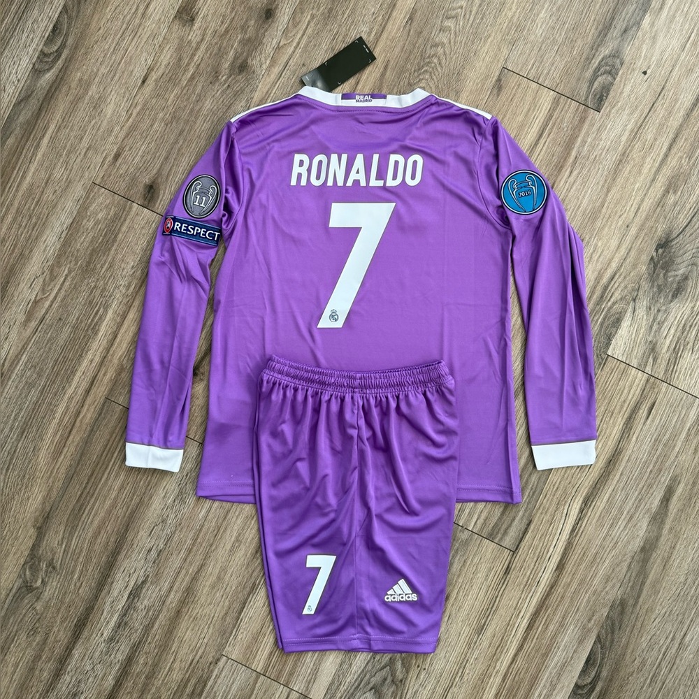 Real Madrid  Soccer Jersey Retro  and Shorts Set C Ronaldo 7